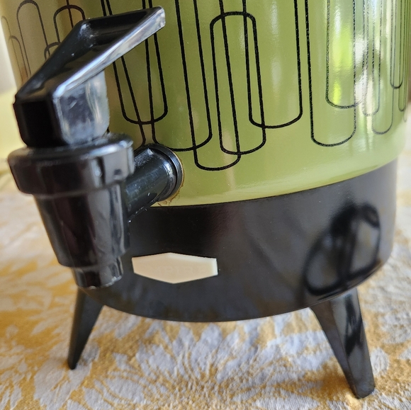 Empire Metalware 70s 24 Cup Coffee Perculator Avocado Green - Picture 6 of 9